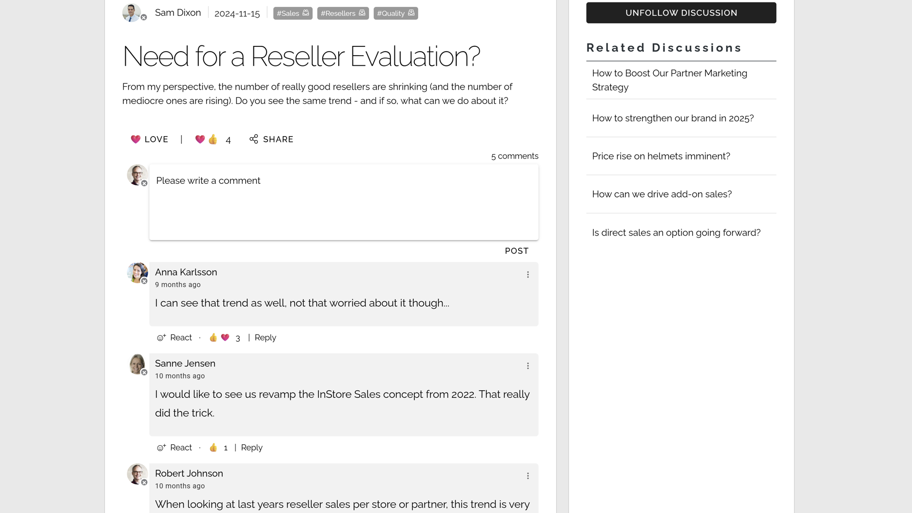 Intranet site example showing discussion threads in a knowledge-sharing community.