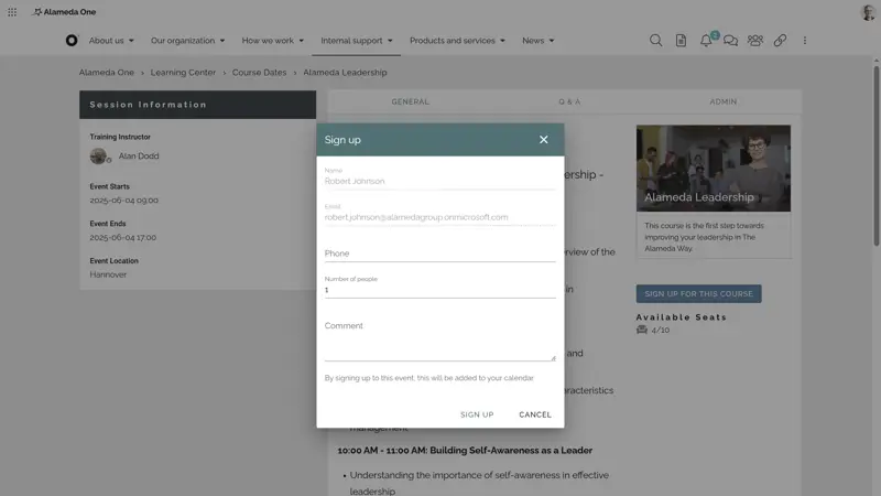 Employee intranet view showing registration for a leadership course, with confirmation and integration into the calendar.
